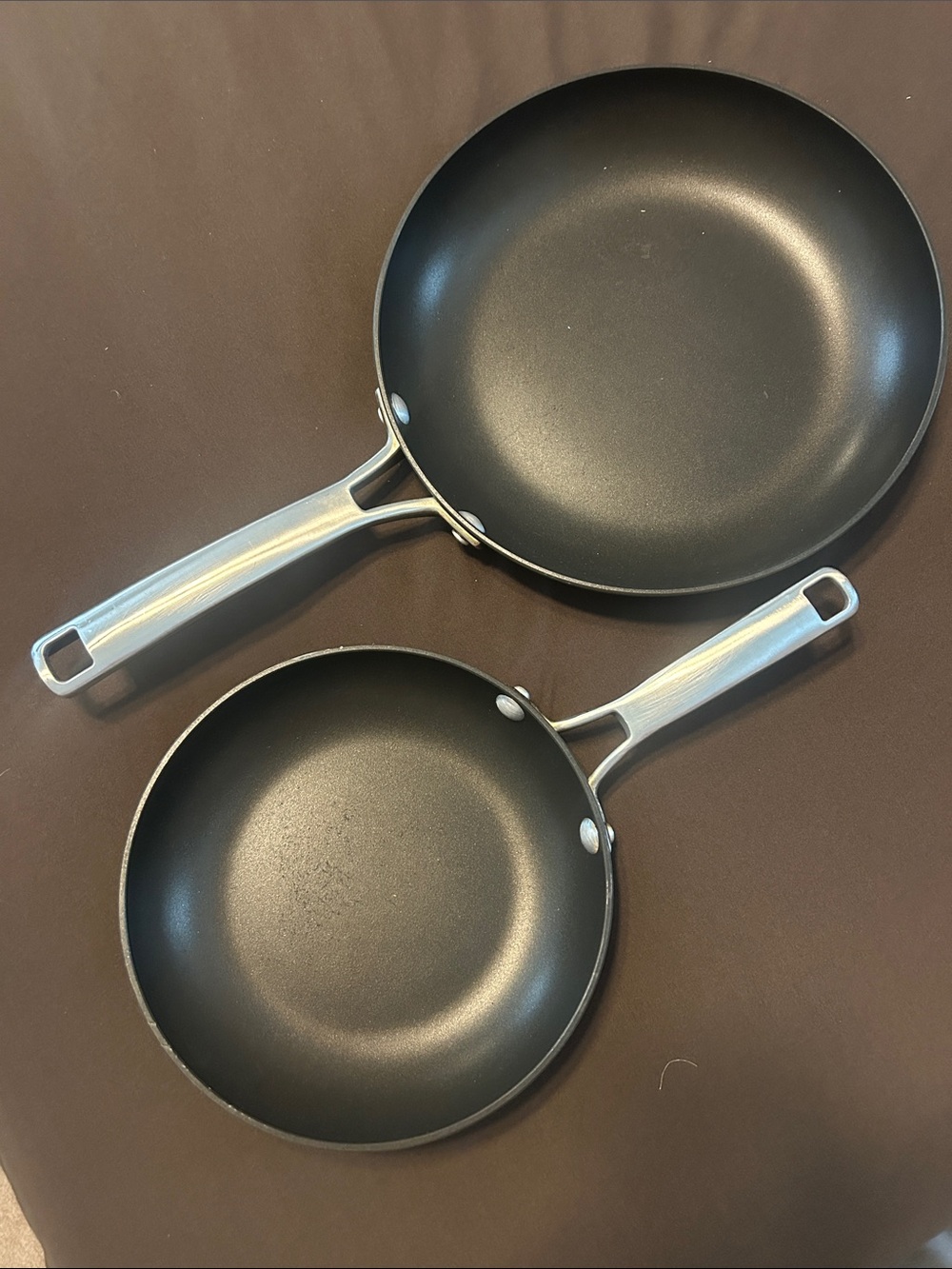Calphalon 10 inch and 8 inch frying pans